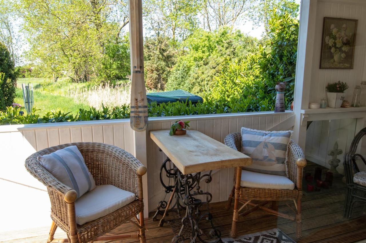 Uns Schuen Apartment Kröslin Екстериор снимка